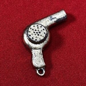 VINTAGE‎ HAIR DRYER GOLD TONE CHARM FOR CHARM BRACELET